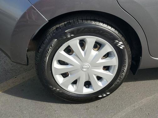 2016 Nissan Versa Note SV