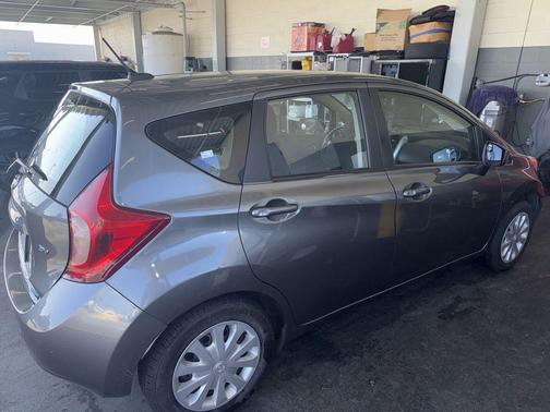 2016 Nissan Versa Note SV
