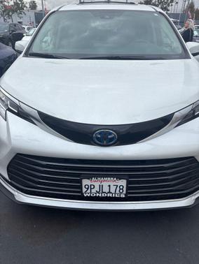 2024 Toyota Sienna Limited