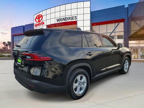 2026 Toyota Highlander LE