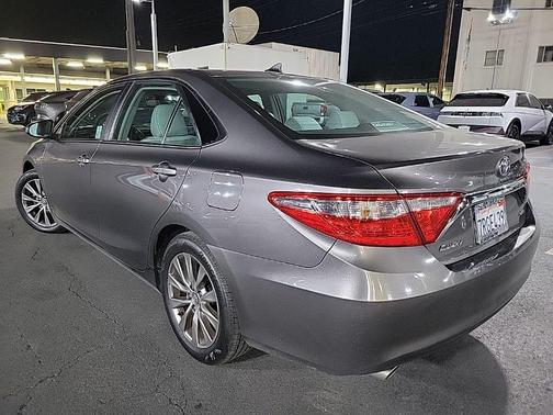 2016 Toyota Camry XLE