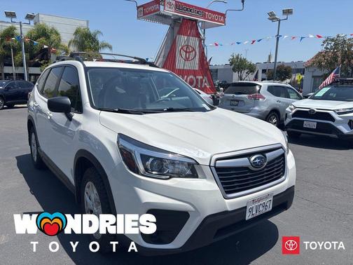 Crystal White Pearl 2020 Subaru Forester Base