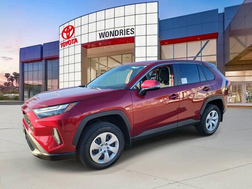 2025 Toyota RAV4 LE