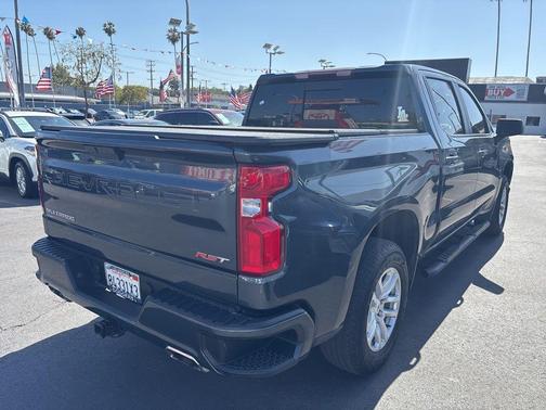 Shadow Gray Metallic 2021 Chevrolet Silverado 1500 RST