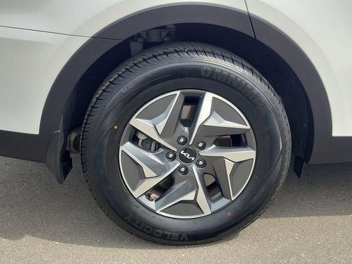 2022 Kia Sorento Hybrid S