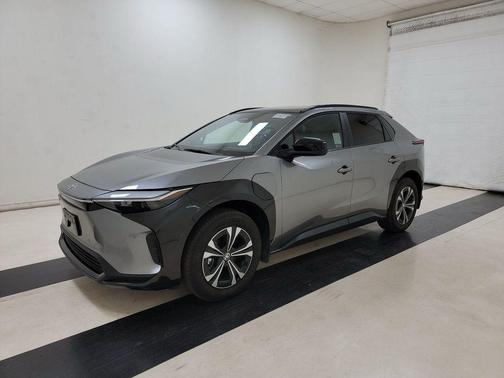 2024 Toyota bZ4X XLE