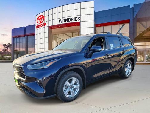 2025 Toyota Highlander LE