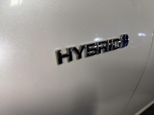 2019 Toyota Prius LE