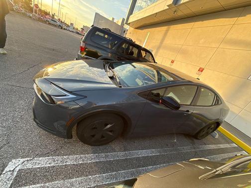 2024 Toyota Prius LE