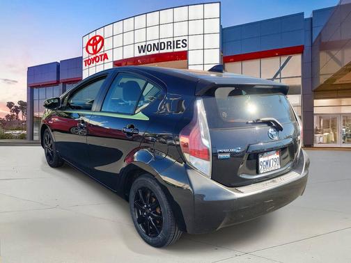 2016 Toyota Prius c Four