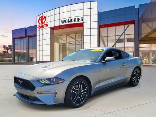 2020 Ford Mustang EcoBoost