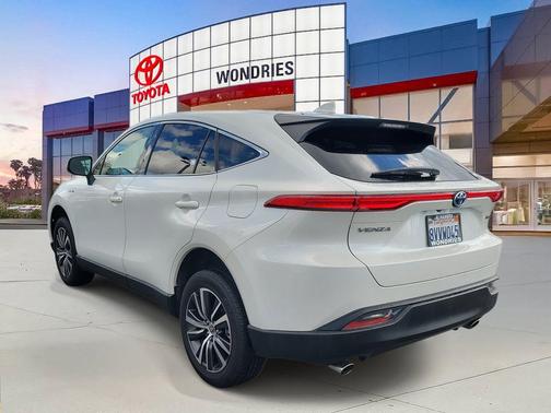 2021 Toyota Venza LE