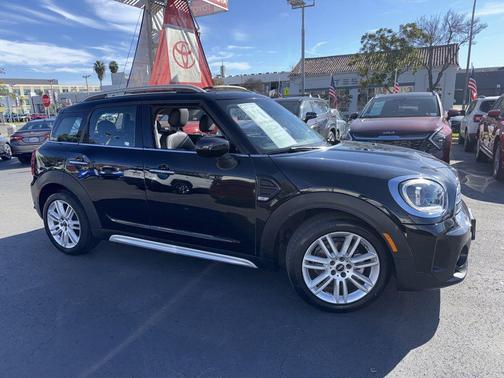 2022 MINI Countryman Cooper
