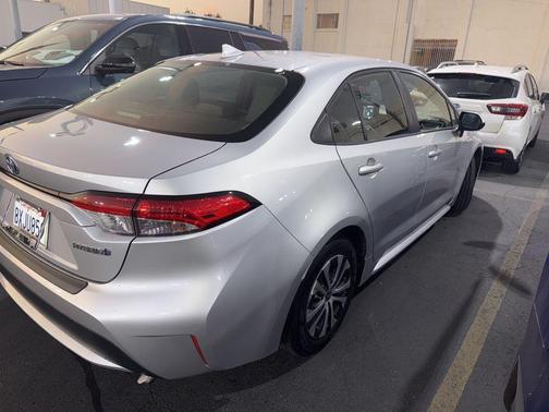 2022 Toyota Corolla Hybrid LE