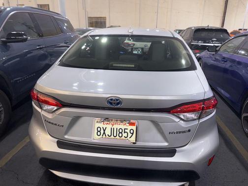 2022 Toyota Corolla Hybrid LE