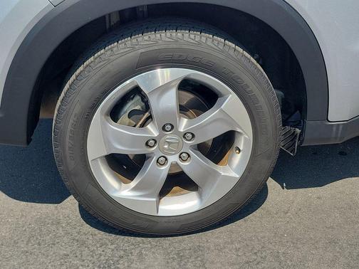 Lunar Silver Metallic 2018 Honda HR-V LX