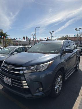 2017 Toyota Highlander Limited