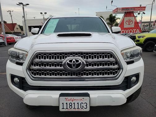 2016 Toyota Tacoma TRD Sport