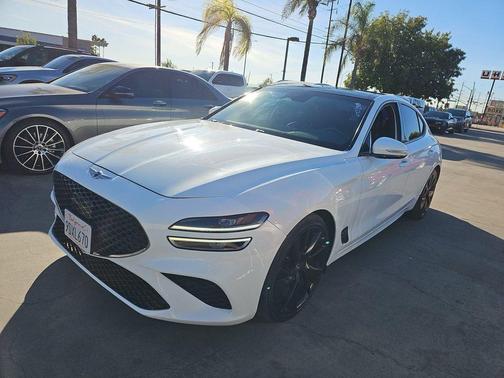 2023 Genesis G70 2.0T RWD