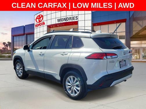 Wind Chill Pearl 2023 Toyota Corolla Cross LE