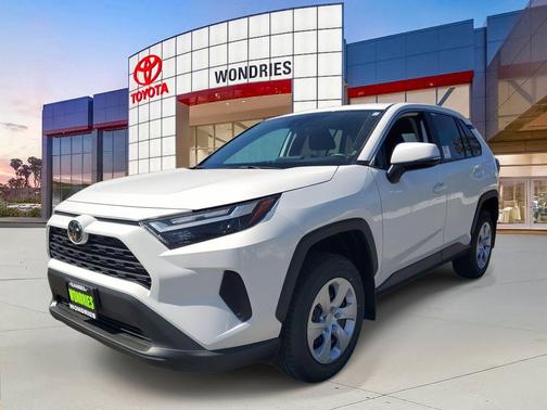 2025 Toyota RAV4 LE