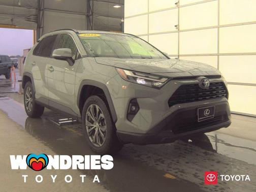 2022 Toyota RAV4 Hybrid XLE Premium