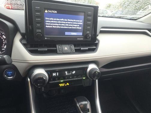 2022 Toyota RAV4 Hybrid XLE Premium