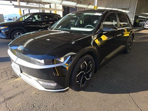 2024 Hyundai IONIQ 5 SEL