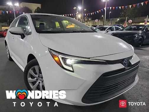 2025 Toyota Corolla Hybrid LE