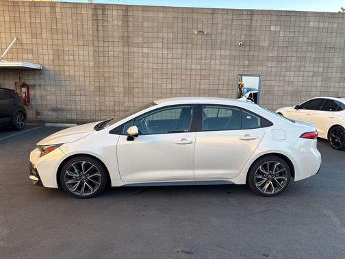 2020 Toyota Corolla SE