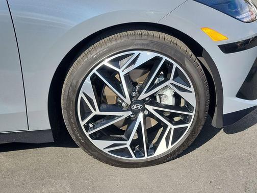 2023 Hyundai IONIQ 6 SEL