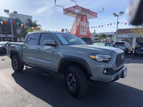 2023 Toyota Tacoma TRD Off Road