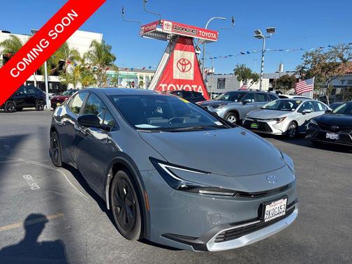 Guardian Gray 2024 Toyota Prius Prime SE