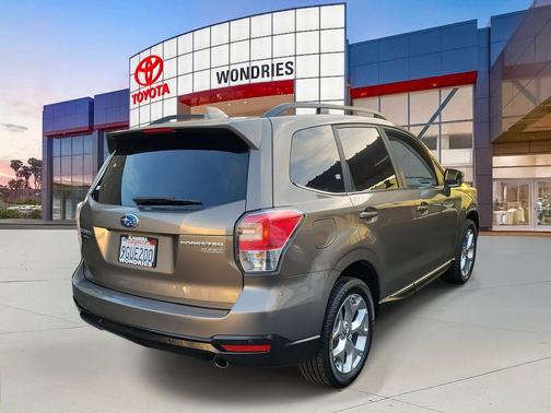 2017 Subaru Forester 2.5i Touring