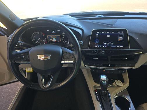 2023 Cadillac CT4 Premium Luxury