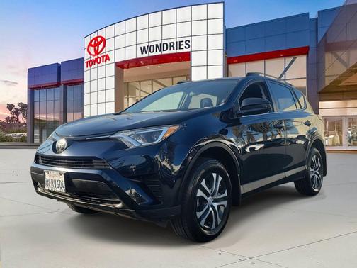 2018 Toyota RAV4 LE