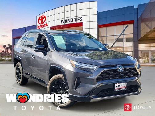 2022 Toyota RAV4 Hybrid SE