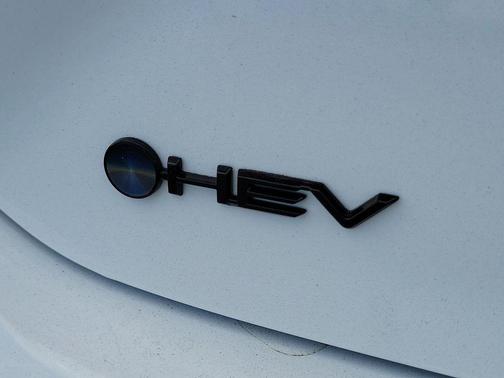 Ice 2026 Toyota Camry SE