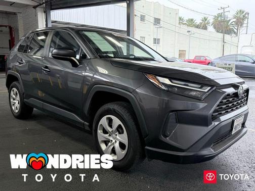 2024 Toyota RAV4 LE