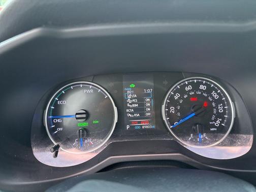 2020 Toyota RAV4 Hybrid XLE