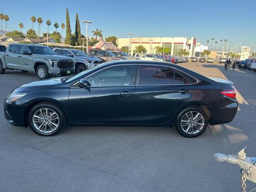 2015 Toyota Camry SE