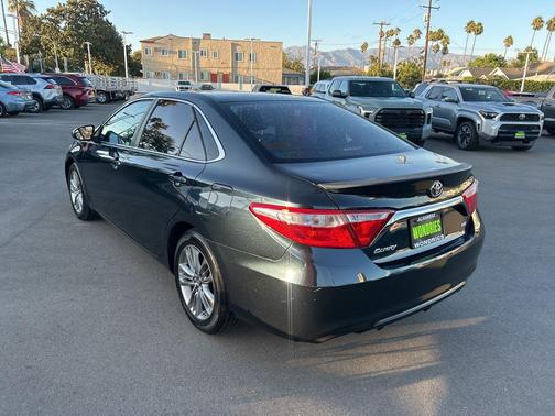 2015 Toyota Camry SE