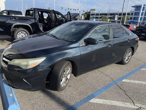 2015 Toyota Camry SE