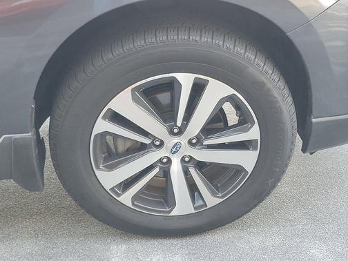 2019 Subaru Outback 3.6R Limited