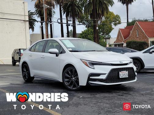 2024 Toyota Corolla Hybrid SE