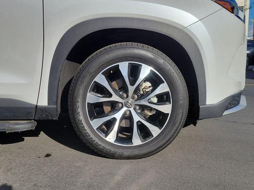 2024 Toyota Grand Highlander Hybrid Limited MAX