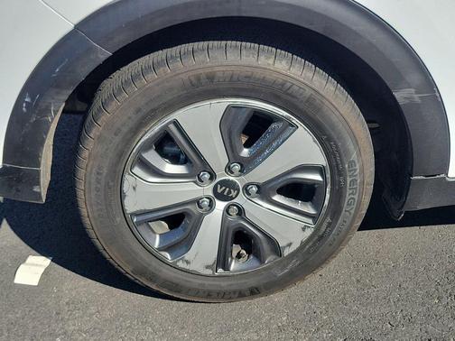 2018 Kia Niro LX