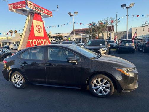 Midnight Black Metallic 2024 Toyota Corolla LE