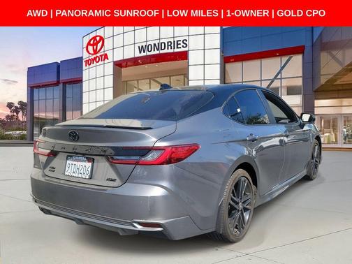 Heavy Metal/Midnight Black Metallic 2025 Toyota Camry XSE