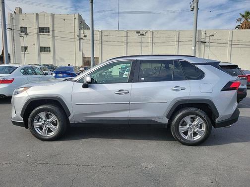 2023 Toyota RAV4 Hybrid LE